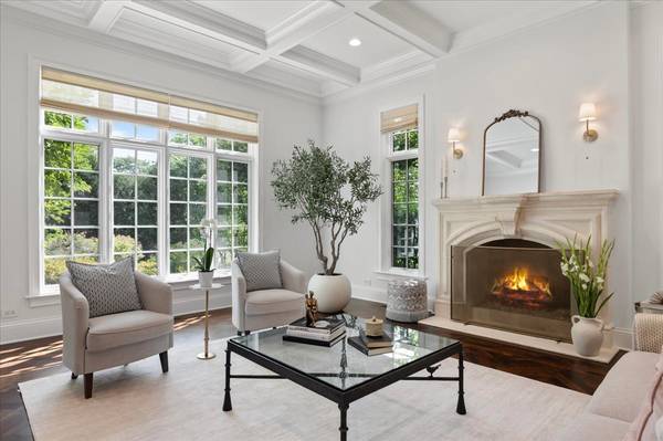 1380 Westmoor TRL, Winnetka, IL 60093
