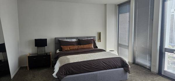 1 E Scott ST #1907, Chicago, IL 60610