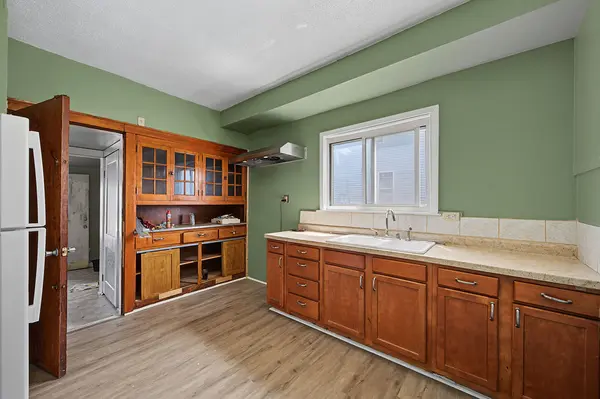 10335 S Hoxie AVE, Chicago, IL 60617