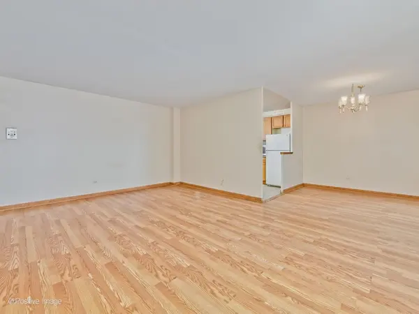6300 N SHERIDAN RD #204, Chicago, IL 60660