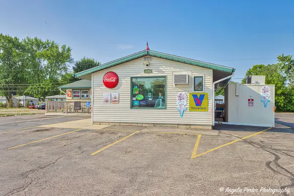 4911 W Elm ST, Mchenry, IL 60050
