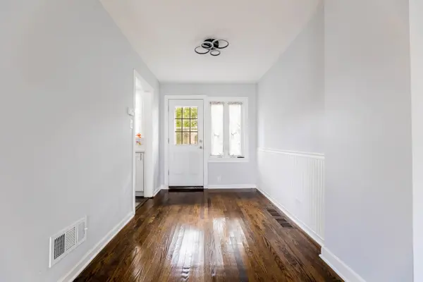 6361 S LONG AVE, Chicago, IL 60638