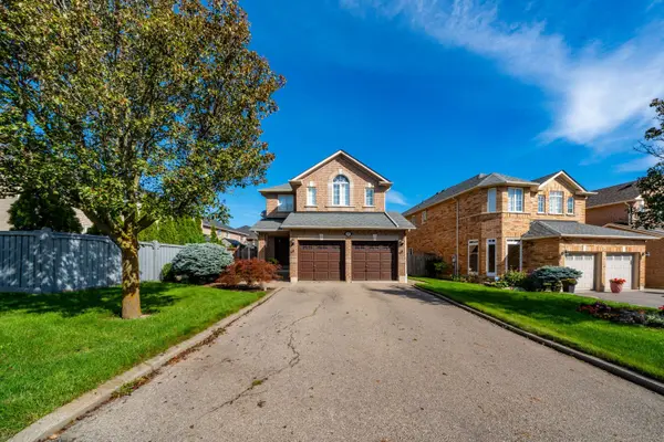 40 Sequoia RD, Vaughan, ON L4H 1W6