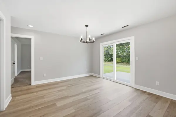 406 Kapok ST, Demotte, IN 46310