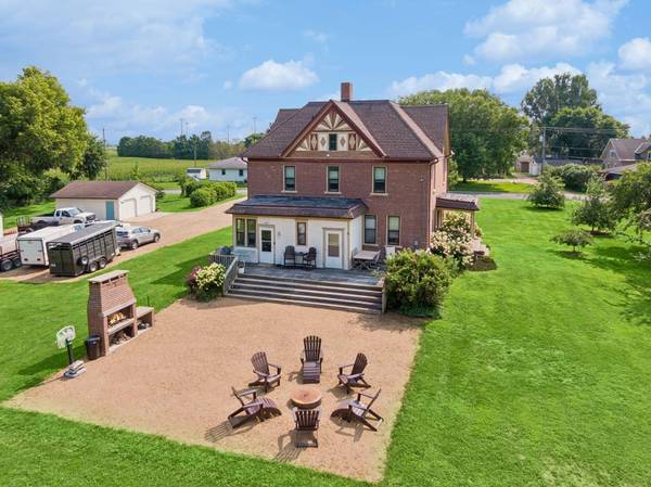 510 Jacob ST, Hamburg, MN 55339
