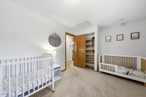 7003 Park View LN, Eden Prairie, MN 55346