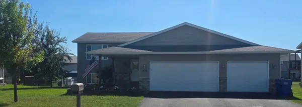 1230 Kimball AVE, Osceola, WI 54020