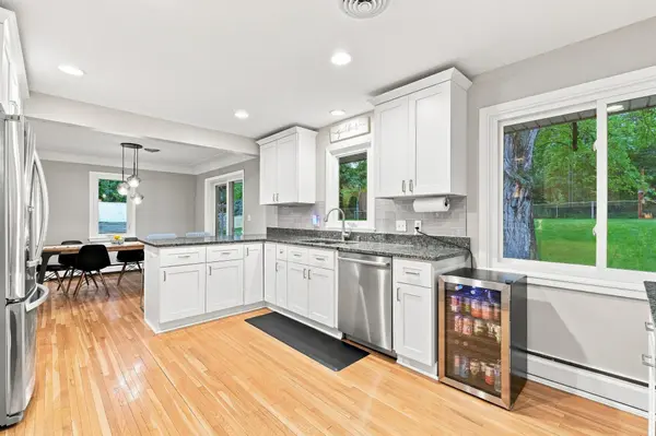 3600 Sunrise DR E, Minnetonka, MN 55345