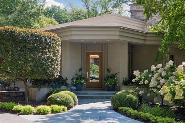 6504 Stauder CIR, Edina, MN 55436