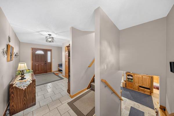 326 5th ST SW, Eyota, MN 55934