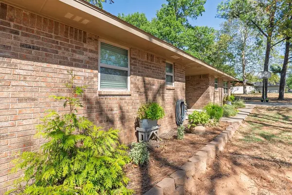 19806 Malone RD, Tecumseh, OK 74873