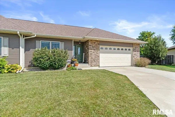 600 Liana AVE, New Berlin, IL 62670