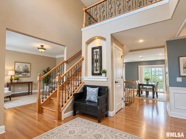 6408 W HAZEL NUT DR, Edwards, IL 61528
