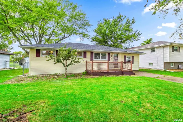 105 DURANT ST, Morton, IL 61550