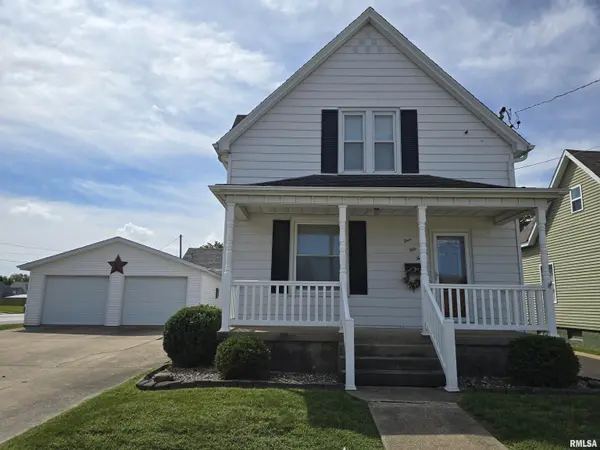452 E CHESTNUT ST, Canton, IL 61520