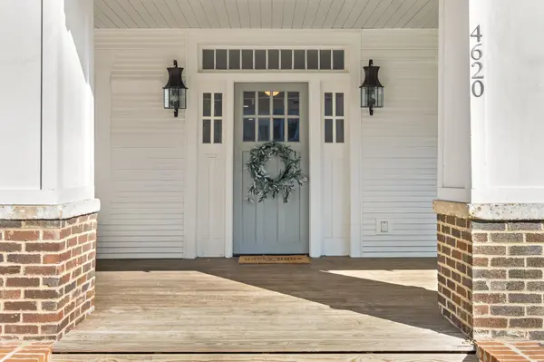 4620 Saint Elmo Avenue, Chattanooga, TN 37409