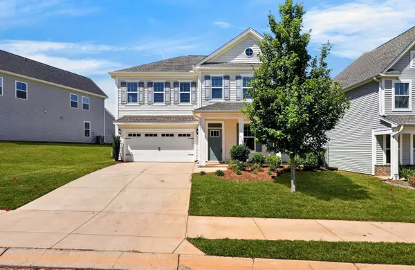 109 Woodcross DR, Simpsonville, SC 29681
