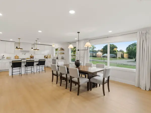 22 Annandale DR, Boiling Springs, SC 29316-9313