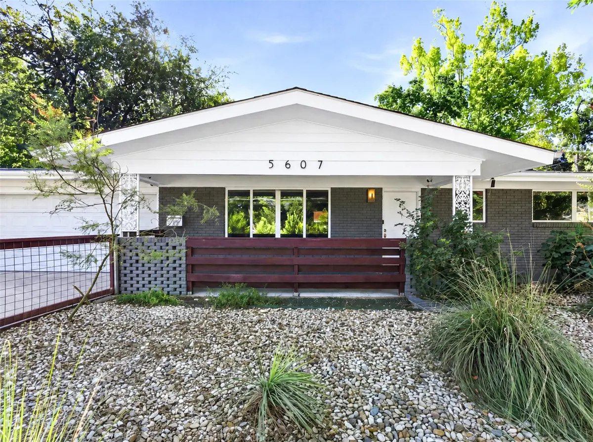 5607 Berkman DR, Austin, TX 78723