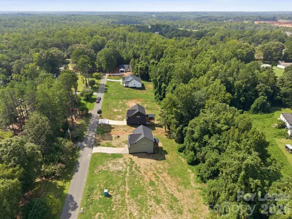 122 McCarver RD, Gastonia, NC 28056