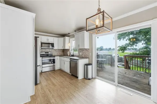 505 S 5th TER, Odessa, MO 64076