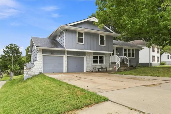 8517 Evanston AVE, Raytown, MO 64133