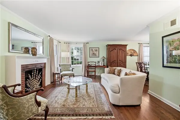 2805 W 73 ST, Prairie Village, KS 66208