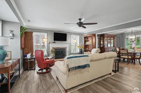 4009 Vintage CT, Lawrence, KS 66047