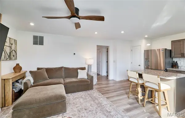 96 Mora BLVD, O'fallon, MO 63368