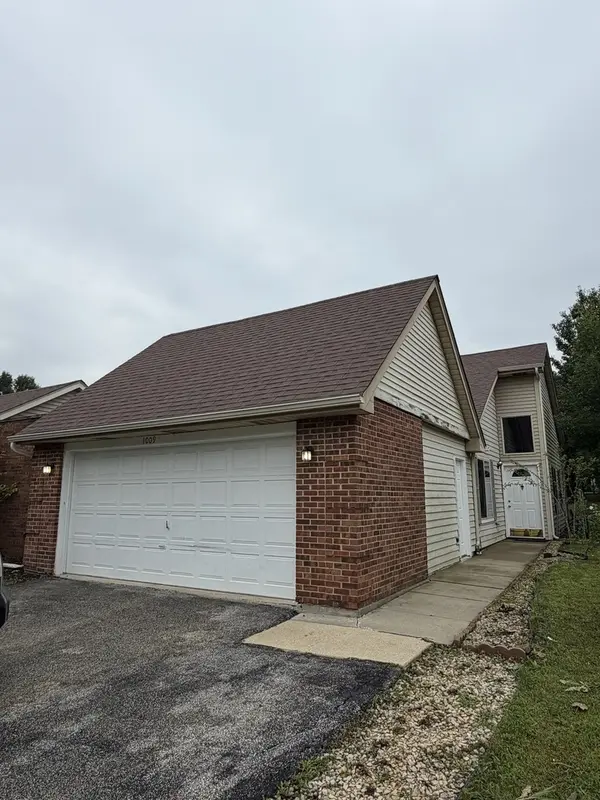 1009 PHEASANT RUN LN, Aurora, IL 60504