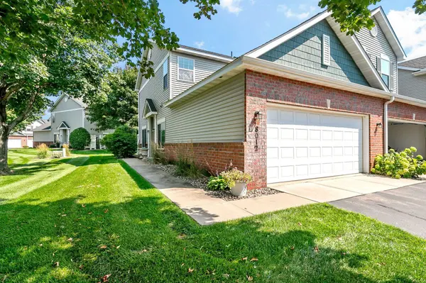 8012 Stratford CIR S, Shakopee, MN 55379