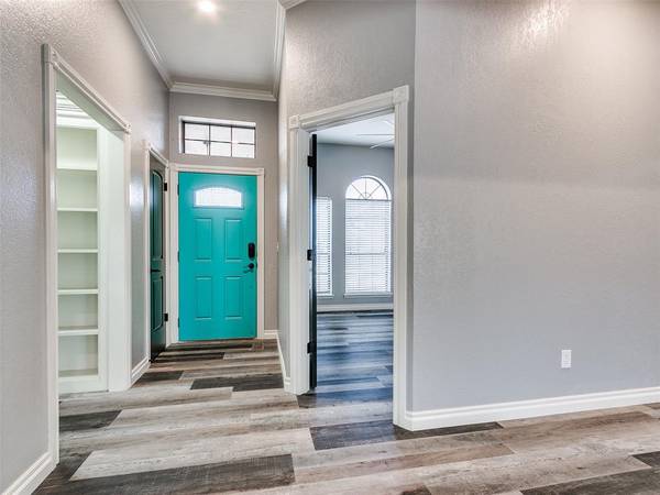 15500 S Sunnylane RD, Moore, OK 73160