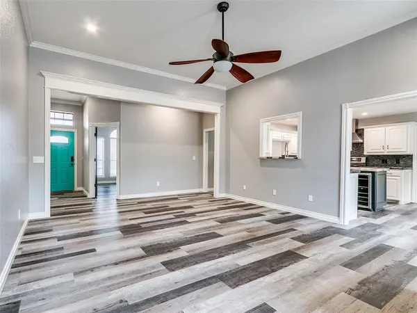 15500 S Sunnylane RD, Moore, OK 73160