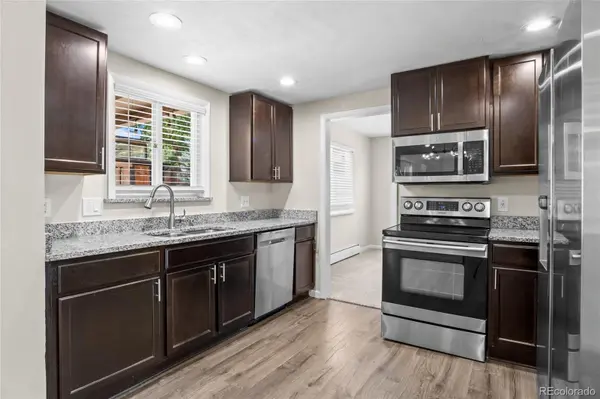 10939 E Harvard DR, Aurora, CO 80014
