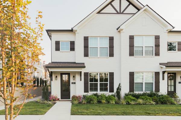 730 Old Hickory Blvd #221, Nashville, TN 37209