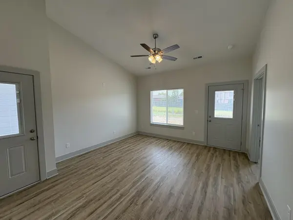 2965 S Bunker Hill Ct #200, Wichita, KS 67210