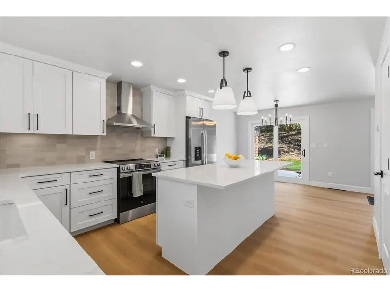 6512 S Steele, Centennial, CO 80121