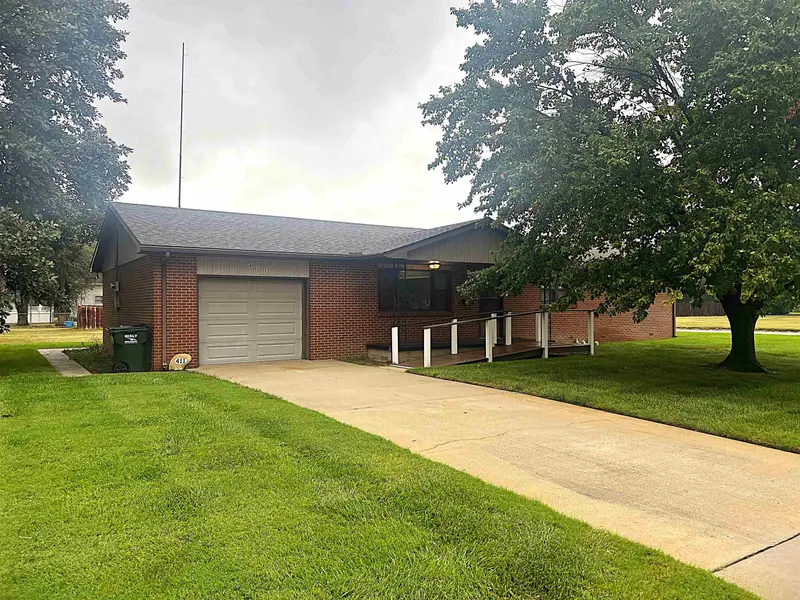 411 E 2nd, St John, KS 67676