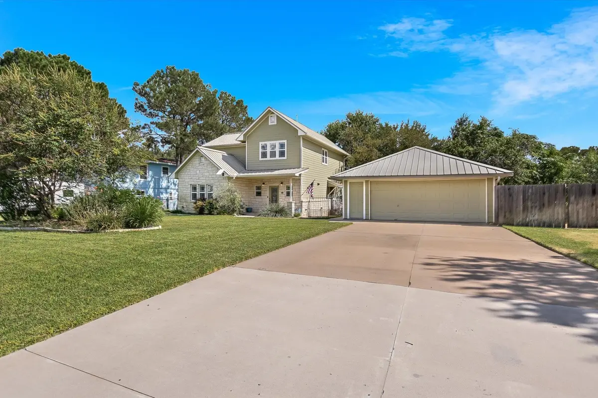 218 Winding Way, Sunrise Beach, TX 78643