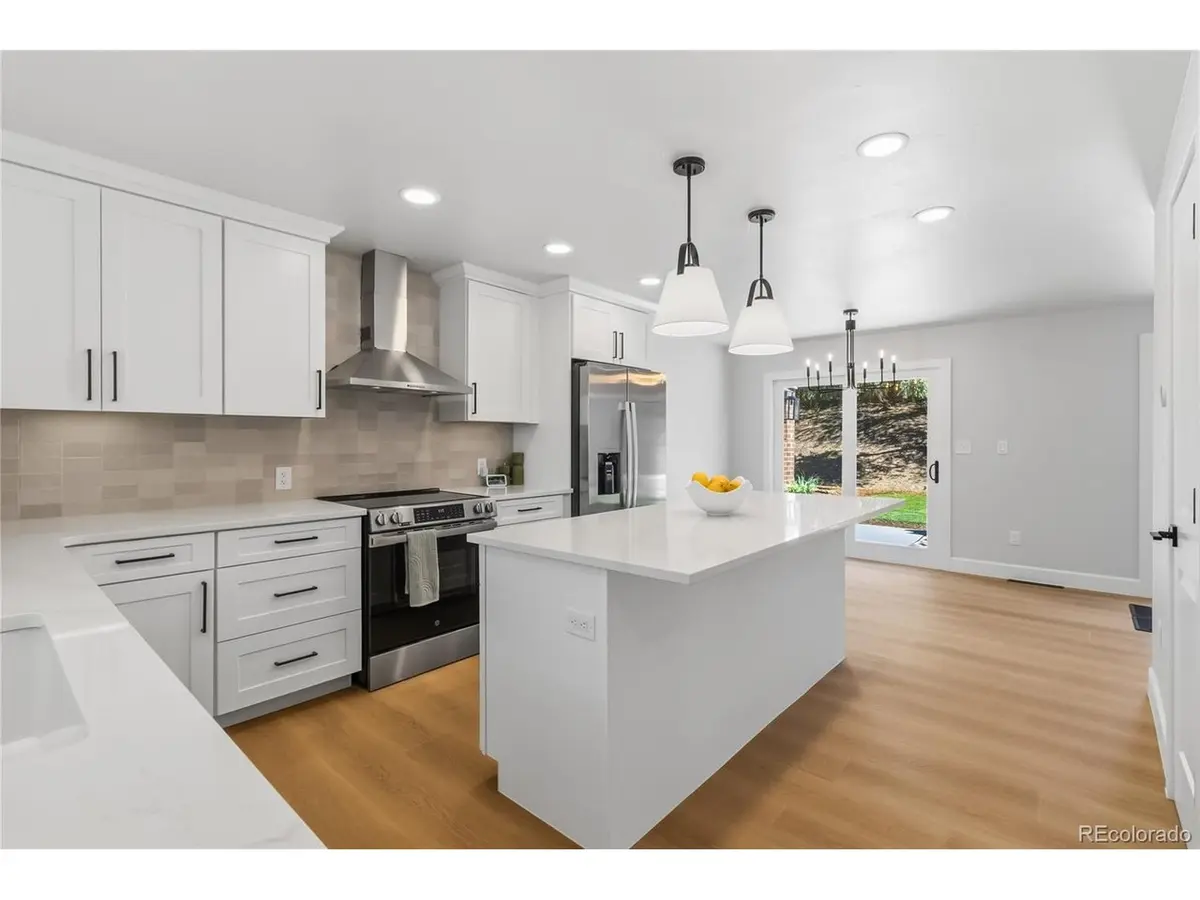 6512 S Steele, Centennial, CO 80121