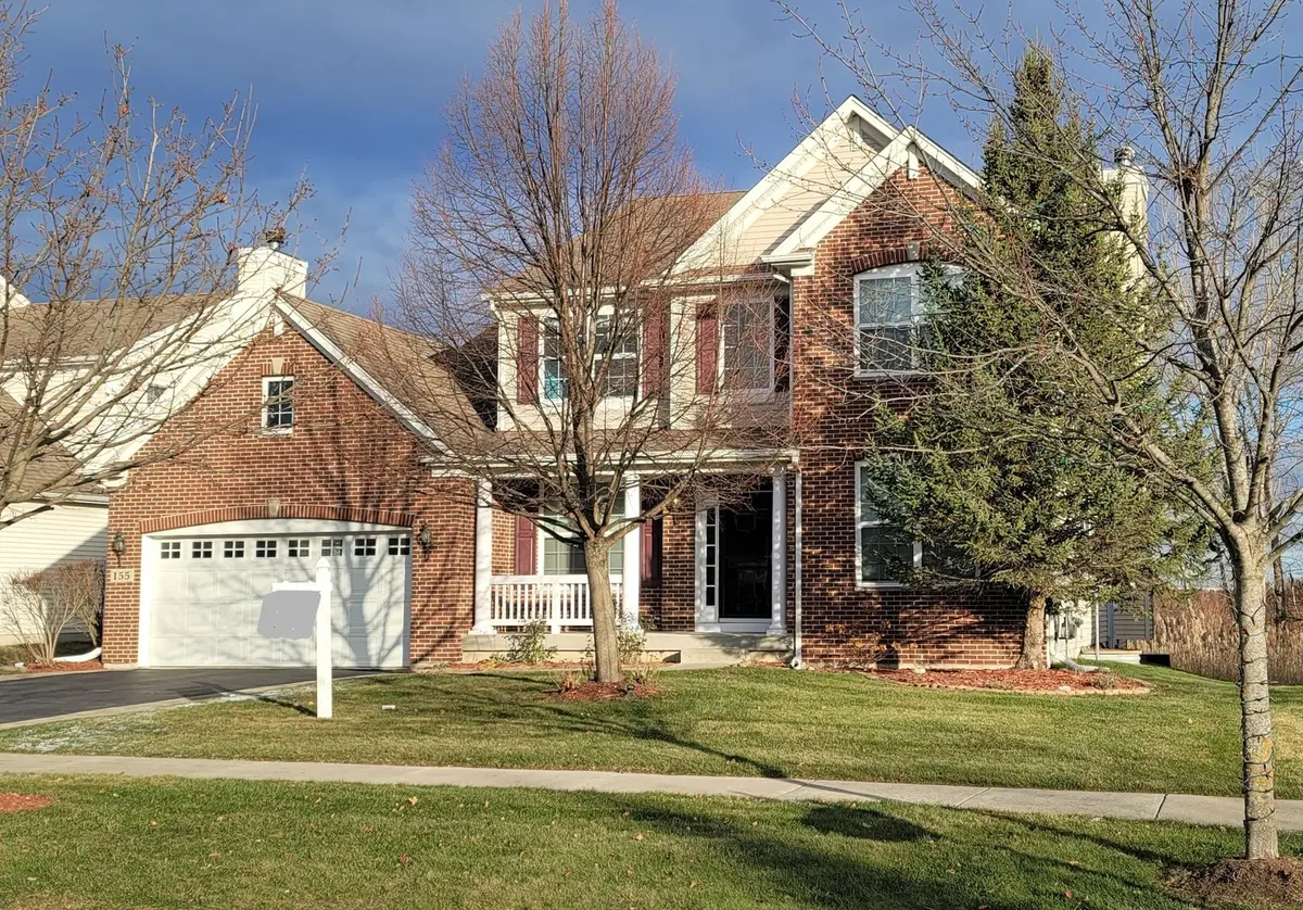 155 Charleston LN, Gilberts, IL 60136