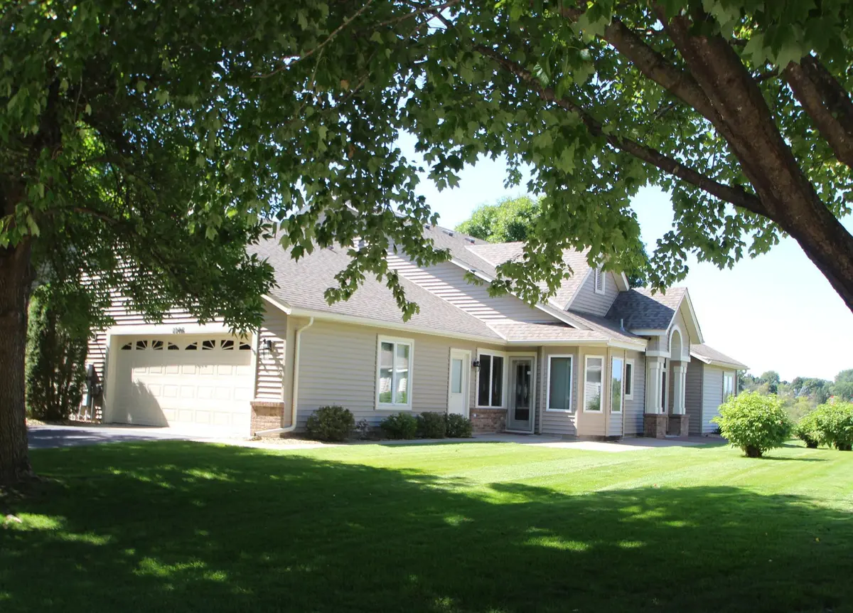 1206 Mckusick Road LN N, Stillwater, MN 55082