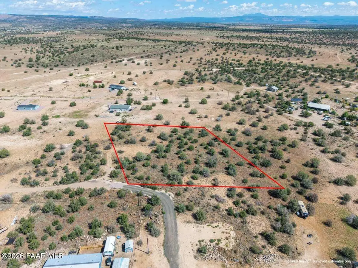 106c E Spring Water Dr, Paulden, AZ 86334
