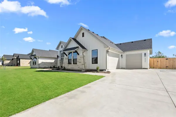 6774 Kings Mill DR, Salado, TX 76571
