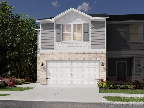 8300 Hidden Springs TRL, Charlotte, NC 28216
