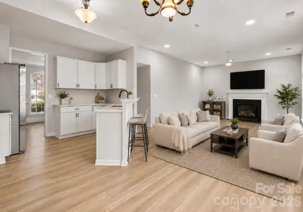 11619 Planters Estates DR, Charlotte, NC 28278