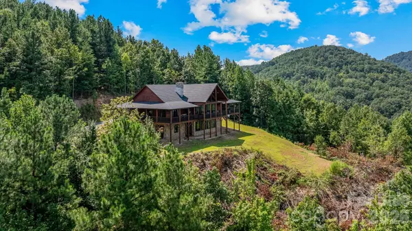 84 Mountain Top DR, Marion, NC 28752