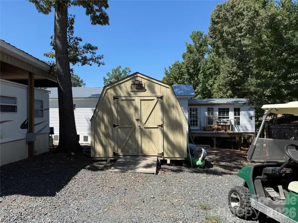 222 Lake Tillery TRL #C72, Mount Gilead, NC 27306
