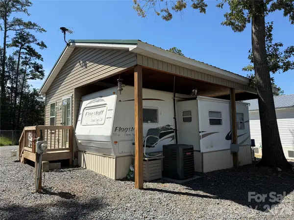 222 Lake Tillery TRL #C72, Mount Gilead, NC 27306