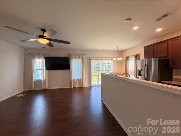 9330 Grand Valley DR, Charlotte, NC 28213